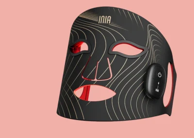 Inia Glow Red Light Therapy LED Mask Review – Does This LED Mask Really Work?