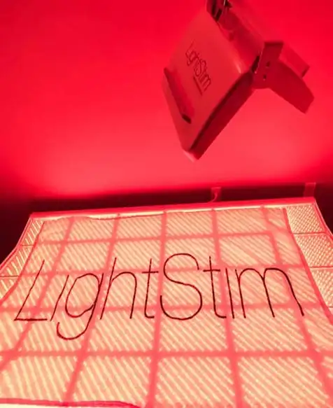 Lo último en Silicon Valley: cámaras hiperbáricas y camas de terapia de luz  roja