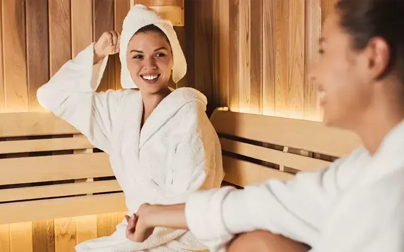 Comparing Steam Room vs Sauna: Health Benefits and Distinctions